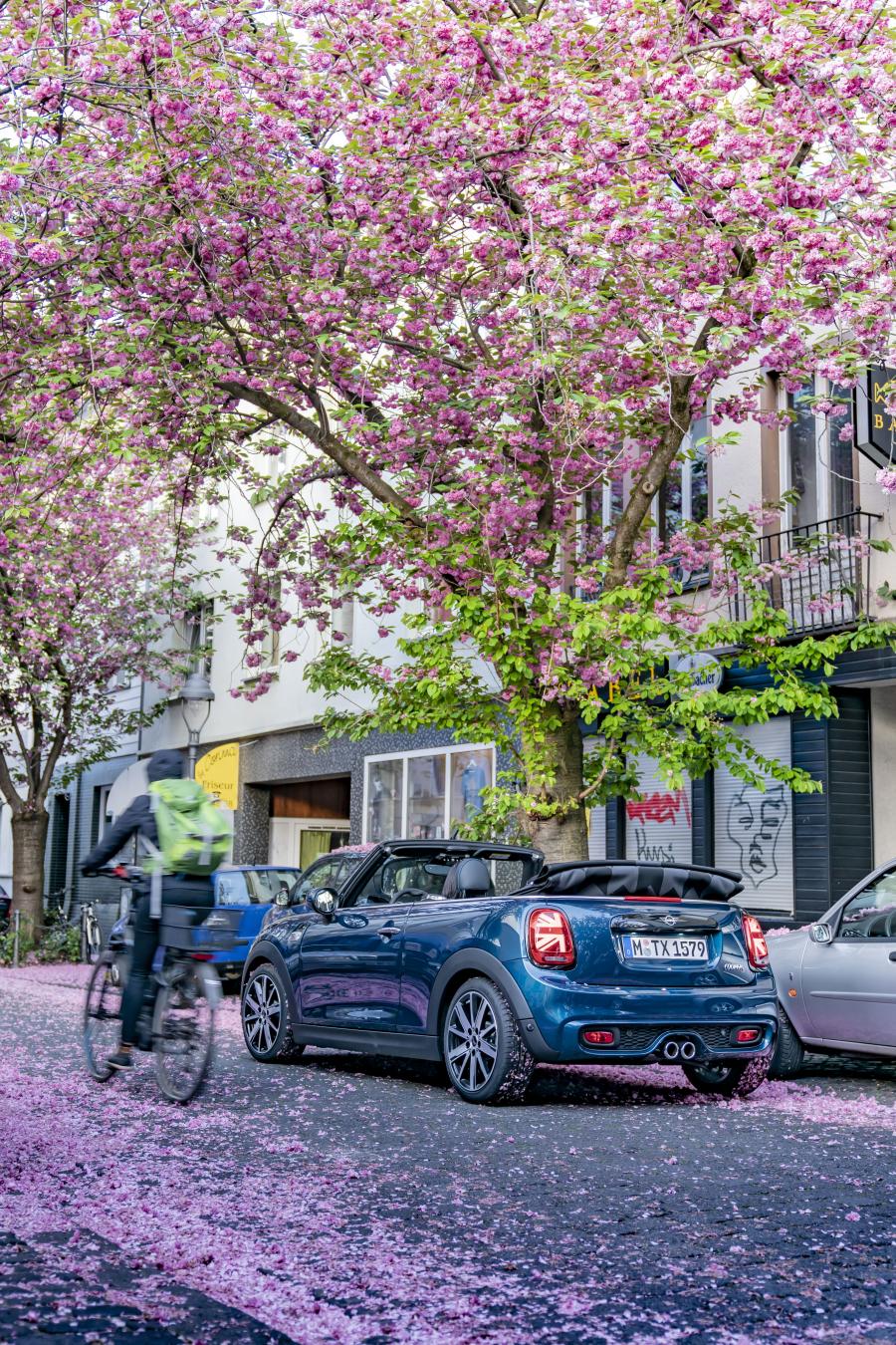  Mini Cooper S Cabrio Sidewalk (F57) 2020 года  (WW) (фото 53 из 53)
